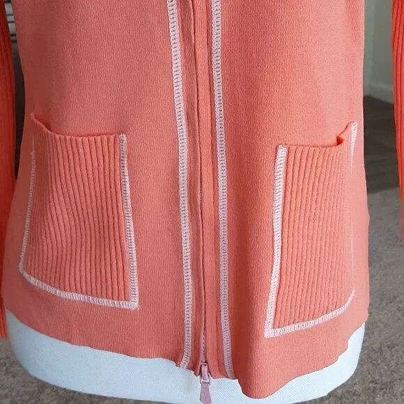 One Girl Who vintage peach top - Picture 2 of 10